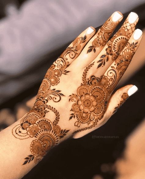 Khulna Mehndi Design Images (Khulna Henna Design Ideas) Mehedi Degins, Finger Mehendi Design, Mehndi Back Hand, Mehndi Design Finger, Mehndi Design Front Hand, Finger Mehndi Style, Mehndi Design Full Hand, Mehndi Design Full, Finger Mehndi Design