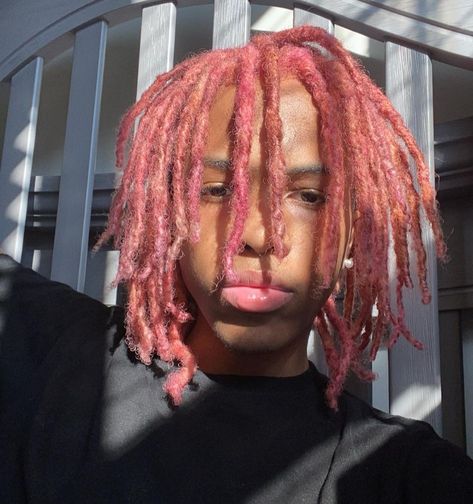 Y2k Boy, Pretty Dreads, Dyed Dreads, Pink Dreads, Woman With Curly Hair, Dread Hairstyles For Men, Mens Dreads, Blonde Dye, Blonde Dreads