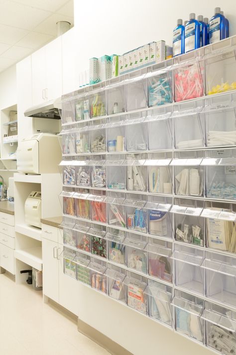 Dental Clinic Organizer, Dental Office Supply Organization, Dental Room Organization, Dental Lab Organization Ideas, Medspa Organization, Modern Dental Operatory, Dental Storage Ideas, Dental Operatory Organization, Lab Room Design