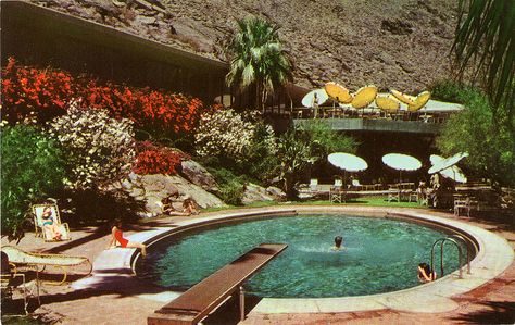 Tennis Club, Designed by Paul R. Williams and A. Quincy Jones in 1947 Palm Springs Tennis Club, Vintage Palm Springs, Palm Springs Architecture, Palm Springs Style, Round Pool, Mid Century Architecture, Palm Springs California, Tennis Club, Tennis Clubs