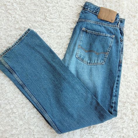 Pre-owned clean condition from a smoke and pet free home Jeans are tagged as 30x32 but actual 30x31 MEASUREMENTS: 30" waist 10" rise 20" across seat 8.5" across hemline 31" inseam SEE PHOTOS