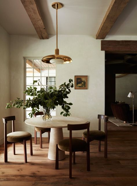 Light and Dwell - 1stDibs 50 2024 Light And Dwell, Dining Nook, Dining Room Inspiration, Colonial House, Dining Room Design, Interior Design Studio, Room Table, The Table, Dining Room Table