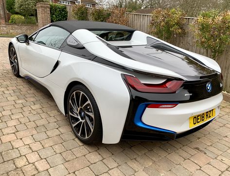 London Stories, I8 Bmw, Bmw I8 Roadster, I8 Roadster, Luxurious Cars, Industrial Machine, Bmw I8, I 8, Automotive Art