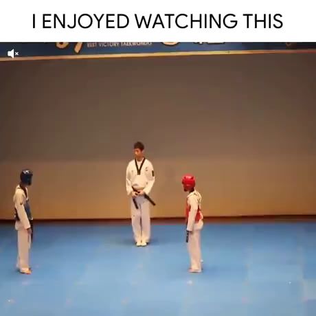 Taekwondo Memes Funny, Amazing People Videos, Very Funny Videos Hilarious Laughing, Funny Videos Anime, Funny Videos For Friends, Funny Videos Friends, Funny Friends Videos, Taekwondo Anime, Dance Funny Videos