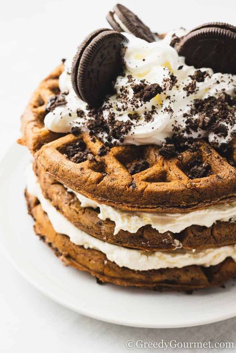 Oreo Waffles | Greedy Gourmet Waffle Recipe Crispy, Oreo Waffles, Dairy Free Waffles, Crispy Waffles, Oreo Cookie Recipes, Cocoa Powder Cookies, Waffle Maker Recipes, Crispy Waffle, Chocolate Waffles