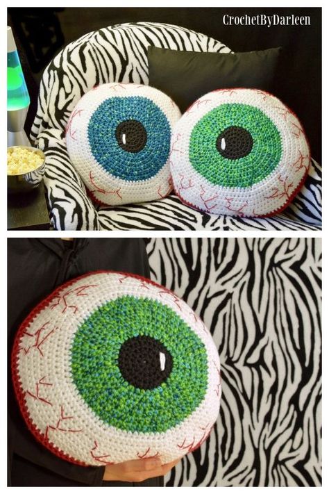 Halloween Bloodshot Eyeball Pillow Crochet Patterns Eyeball Pillow, Crochet Pour Halloween, Halloween Eyeballs, Crochet Holiday, Confection Au Crochet, Halloween Crochet Patterns, Crochet Halloween, Crochet Pillows, Halloween Pillows