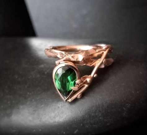 Green Bamboo Ring with stunning deep green tourmaline set in rose gold. Round and polished inside for super comfortable wearing, this velvetly matte ring was made ergonomically smart: with the stone sitting asymmetrical between knuckles. Unusual. Handcrafted from scratch in my studio in Sydney😊. One-off. Available ➡️janejujewellery.com #statementpiece #tourmaline #unusualrings #artjewellery #contemporaryartist #madeinaustralia #madaboutjewelry Bamboo Ring, Green Bamboo, Unusual Rings, Green Tourmaline, Deep Green, Contemporary Artists, Jewelry Art, Tourmaline, Statement Pieces