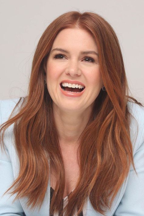 Copper Caramel Hair, Isla Fisher Hair, Ginger Actresses, Layered Hair Cuts, Haircut Lob, Marcel Waves, Long Hair Straight, Hair Lookbook, Haircut Bob