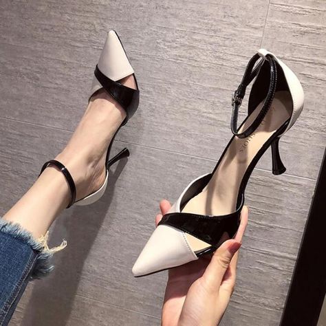 Elegant Shoes Flat, Medium Heel Shoes, High Heels For Prom, High Heel Dress Shoes, Casual Shoes Outfit, Women's Casual Shoes, Shoes Heels Classy, Girls Dress Shoes, Women Casual Shoes