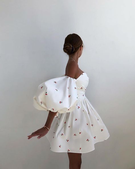 Cherry Dress Aesthetic, Fashion Style Aesthetic, Aesthetic Dress, Cherry Dress, Corset Mini Dress, Dress Aesthetic, Cool Fashion, Style Aesthetic, Cherry Print