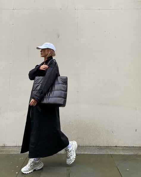 Puff Bag Outfit, Puffer Bag Aesthetic, Puffy Bag Outfit, Puffer Bag Outfit, Puffy Bag, Fits Inspiration, Puffer Bag, Cold Fashion, New York Winter