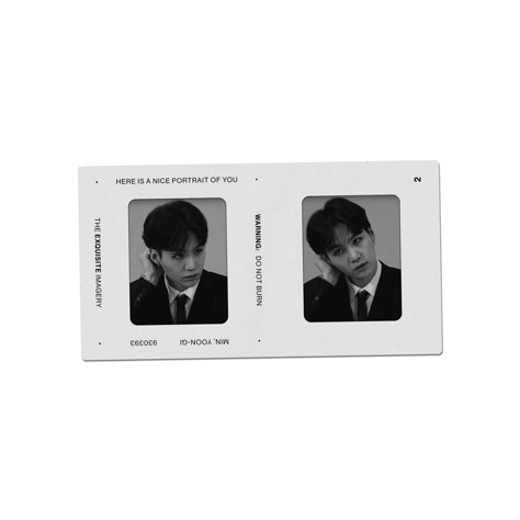 Bts Polaroid, Desain Editorial, Cute Desktop Wallpaper, Ios Design, Kpop Posters, Graphic Wallpaper, Black And White Aesthetic, 가을 패션, 로고 디자인