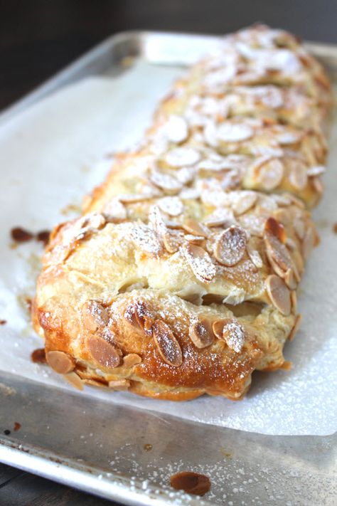 Fluffy flaky easy almond puff pastry Almond Puff Pastry, Almond Puff, Almond Paste Recipes, Almond Pastry, Puff Pastry Desserts, Puff Pastry Recipes, Pastry Desserts, Think Food, Pastry Recipes