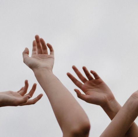 Night Clouds, Hands In The Air, Fantasy Concept Art, Holding Hands, Okay Gesture, Concept Art, Film, Photography