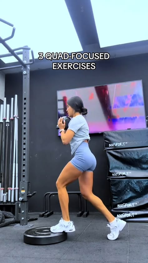 3 Quad-Focused exercises I always schedule in my leg day routine 🔥 Between 10-12 reps x 4 series #gymrat #legday #legdayexercises #legdayworkoutforwomen Quad Focused Leg Day Gym, Quads Cable Workout, Toned Quads Workout, Quad And Calves Workout, Quad Focused Exercises, Quad Focused Leg Day, Quad Day, Lady Legasus, Quad Workout