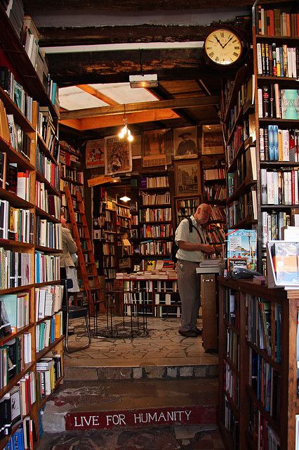 Shakespeare & Company, Paris, France. Coolest bookstore ever!!! It just had so much character :) I wanna go back to France Shakespeare And Co, Shakespeare And Company Paris, Cozy Places, Shakespeare And Company, Dream Library, Latin Quarter, Book Cafe, Home Libraries, Loire Valley