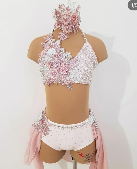 Gold Lyrical Dance Costumes, Pole Competition Outfit, Beautiful Dance Costumes, Jazz Solo Costumes, Lyrical Dance Costumes Solo, Contemporary Dance Costumes Dresses, Jazz Dance Costumes Sassy, Costume Ideas For Dance, Sparkly Dance Costume