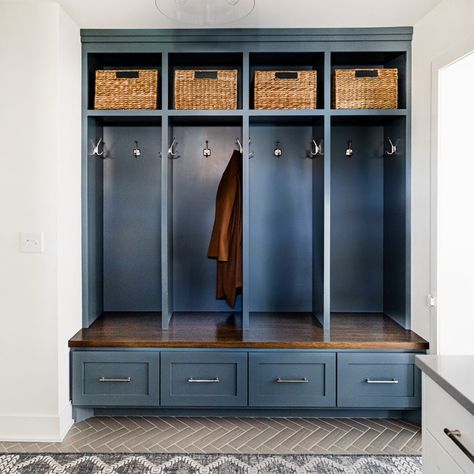 Storage is critical when you have a busy family. In this mudroom, for example, 4 kids + 4 lockers = 2 happy parents. #designedbykci @chelsielopezproduction @tauerinc #highendlaidbackliving Mud Room Designs, Hallway Mudroom, Mudroom Lockers, Mudroom Design, Boutique Interior Design, Laundry Room Remodel, Happy Parents, Extension Ideas, Boutique Interior