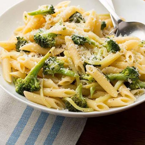 Pasta And Broccoli, Broccoli Parmesan, Double Recipe, Pasta Con Broccoli, Pasta Broccoli, Pasta With Broccoli, Garlic Broccoli, Pasta Penne, Arabian Food