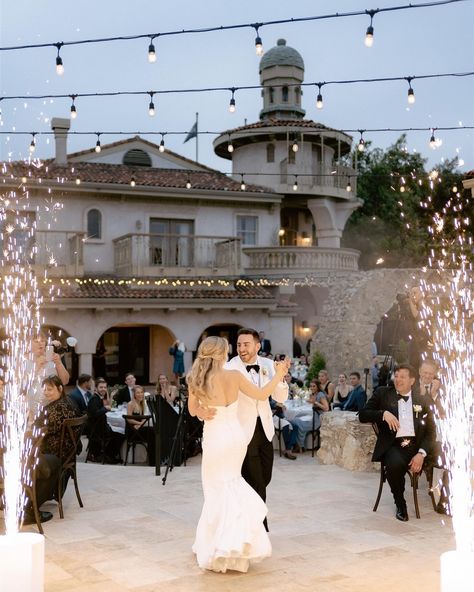 Kendall & Dino’s day was so dreamy!! The weather was so beautiful and being in the hill country was such a nice change of pace! We will be sharing more because there was just too much to fit into one post!! This wedding day was brought to you by✨ Venue: @villa_antonia Planning/Coordination: @clayandvineevents Photography: @mikeloandlindsey Videography: @photohousefilms Florist: @lemonleafflorist H&MU: @blushnbangs Stationary & Signage: @eventivedesignsatx DJ & Lighting: @thepremieraustindjs... Ellen Adarna Wedding, Villa Antonia Wedding, Ellen Adarna, Villa Antonia, Dj Lighting, Austin Wedding, Hill Country, The Hill, Wedding Inspo