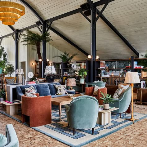 Soho Farmhouse Interiors, Soho Farmhouse, Hay Barn, Soho Home, Hall Interior, Food Hall, Soho House, Hotel Design, Hotel Lobby