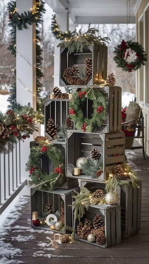 Christmas Stall Ideas, Christmas Store Displays, Christmas Stairs Decorations, Christmas Home Decorations, Christmas Booth, Photo Backdrop Christmas, Christmas Porch Decor Ideas, Christmas Garden Decorations, Decoration Vitrine