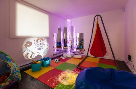 Get inspired with these easy sensory room ideas for kids! And, learn step by step how to create your own sensory room on a budget. Sensory Bedroom, Kallax Ideas, Sensory Classroom, Calm Room, Calming Room, Colorful Playroom, Calm Kids, Family Child Care, Sensory Rooms