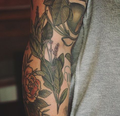 10 Tattoos that will Capture Your Love ... Tattoo Colors, Sage And Lavender, Lavender Tattoo, Outdoors Tattoo, Temp Tattoo, Flower Tattoo Designs, Tattoo Ink, Color Tattoo, Temporary Tattoo