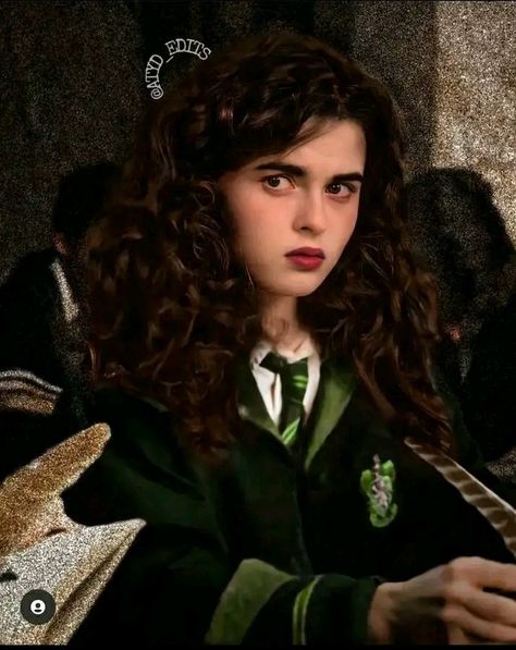 Young Bellatrix Lestrange, Bellatrix Lestrange Hair, Belatrix Lestrange, Bellatrix Black, Harry Potter Girl, Harry Potter Oc, House Of Black, Bellatrix Lestrange, Helena Bonham