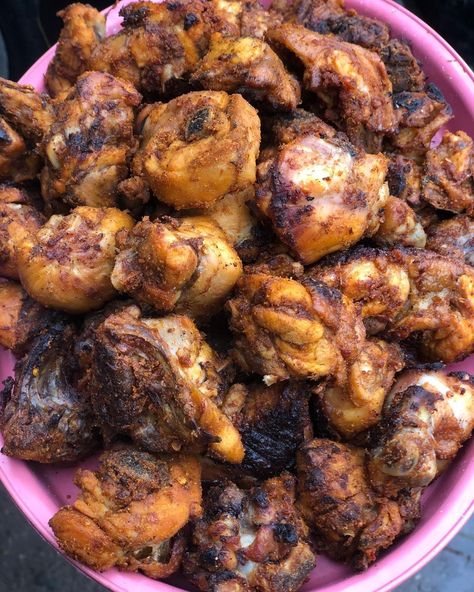 Haitian Food, Chicken Menu, I'm Fat, Haitian Food Recipes, Foodie Food, Bbq Chicken, Turkey Recipes, Tandoori Chicken, Chicken Wings