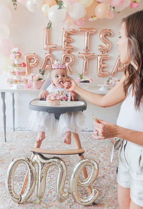 First birthday tea party lets partea girl birthday decor Cookies Design Ideas, Lets Partea, First Birthday Tea Party, Pink Party Decor, Girls Tea Party Birthday, Birthday Tea Party, Pink Party Decorations, Floral Birthday Party, Girls Tea Party