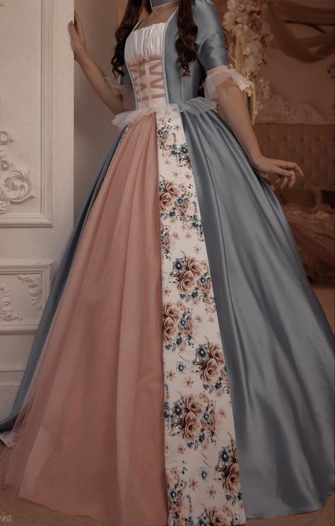 Erica Barbie Princess And The Pauper, Disney Princess Dress Inspired, Princess And The Pauper Dress Pattern, Princess Costumes Aesthetic, Erika Princess And The Pauper Aesthetic, Barbie Princess And The Pauper Dresses, Princess Dresses Disney, Barbie Dress Inspired, Rapunzel Style Dress