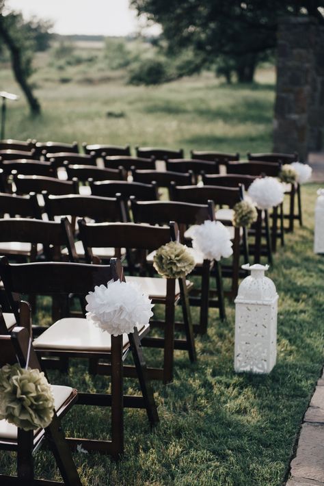 Tissue Paper Pompom and Lantern Ceremony Decoration Ceremony Decorations Outdoor, Bridal Traditions, Aisle Decorations, Circus Wedding, Brides Dress, Fiesta Wedding, Bridal Ideas, Wedding Aisle Decorations, Paper Flowers Wedding