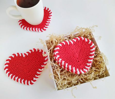 Cute coasters for drinks – Heart coaster gift set of 4 Valentines Coasters, Heart Coaster, Cute Coasters, Coaster Gift Set, Valentines Crochet, Valentines Day Presents, Handmade Coasters, Handmade Valentine, Crochet Heart