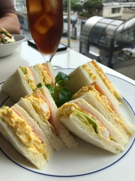 Japanese Egg Salad, Japanese Egg Sandwich, Egg Japanese, Recept Sandwiches, Tamago Sando, Sandwich Egg, Japanese Sandwich, Japanese Appetizers, Mayonnaise Sandwich