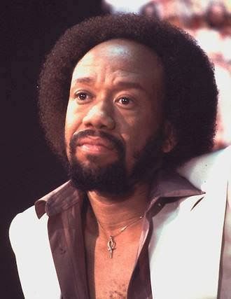 Maurice White. Man! EWF gave us SUCH good music and new sounds. Black Singers, Hip Exercises For Women, Sport For Women, Black Music Artists, Hip Exercises, Musica Disco, Maurice White, Black Legends, Exercises For Women