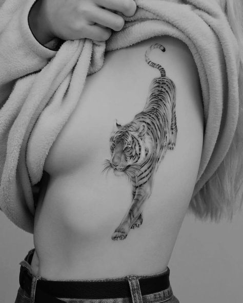 Thigh Piece Tattoos, Rib Tattoos For Women, Leopard Tattoos, Tiger Tattoo Design, Back Of Shoulder Tattoo, Dainty Tattoos, Tiger Tattoo, Rib Tattoo, Tattoo Work