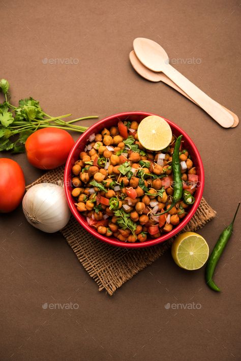 Black Chickpea Chaat or Kala Chana Chat recipe by stockimagefactory. Black Chickpea Chaat or Kala Chana Chat recipe is a popular snack recipe from India, served in a bowl. selective focus #Sponsored #Chana, #Chat, #recipe, #Kala Chana Chat Snapchat, Chickpea Chaat, Fries Business, Chana Chat, Chana Chaat Recipe, Yarn Decor, Chats Recipe, Black Chickpeas, Asian Recipe