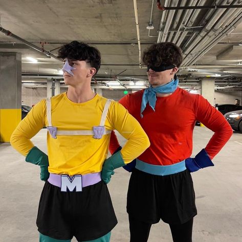 Cute And Easy Halloween Costumes Couples, Halloween Outfit Ideas Couples, Duo Male Halloween Costumes, Superhero Costume Men, Male Duo Costumes, Masc Halloween Costumes Ideas, Boy Duo Halloween Costumes, Guy Duo Halloween Costumes, Men Duo Halloween Costumes