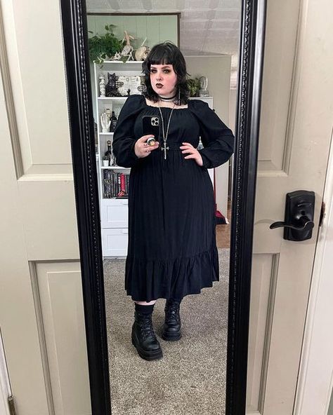 Witchy Fall Outfits Plus Size, Goth Outfits Plus Size, Plus Size Pastel Goth, Witchy Chic, Goth Plus Size, Goth Baddie, Goth Cottagecore, Goth Fits, Plus Size Goth