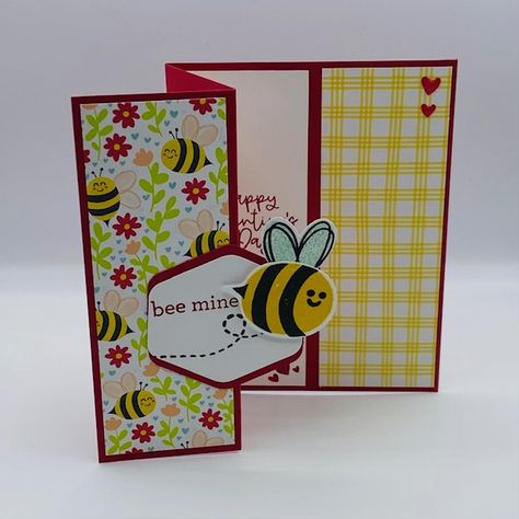 Bee My Valentine - Z-fold Card Su Bee Mine, Su Valentines Day Cards, Bee Mine Stampin Up Cards, Bee Valentines Cards, Bug Stamp, Valentine Cards To Make, 2024 Card, Bee My Valentine, Bee Mine Valentine