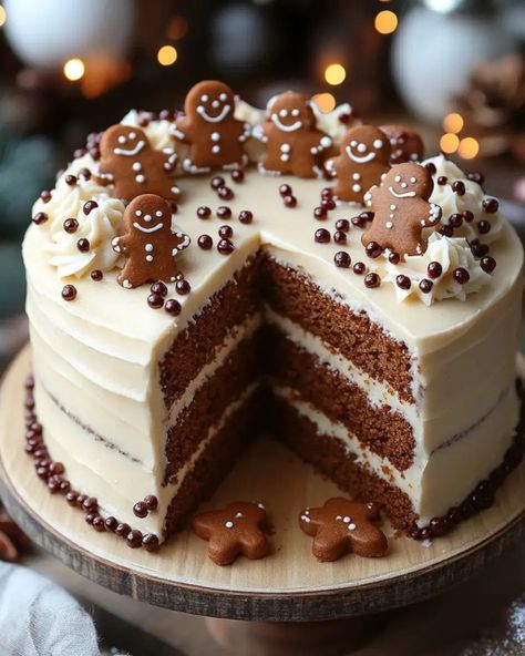 Gingerbread Cake with warm spices, molasses, and fluffy frosting – the perfect holiday dessert. Make it for your celebrations today! Gingerbread Dessert, Gingerbread Cake Recipe, Christmas Cake Designs, Christmas Spices, Christmas Cake Recipes, Gingerbread Recipe, Gingerbread Cake, Cake Tasting, Bread Cake