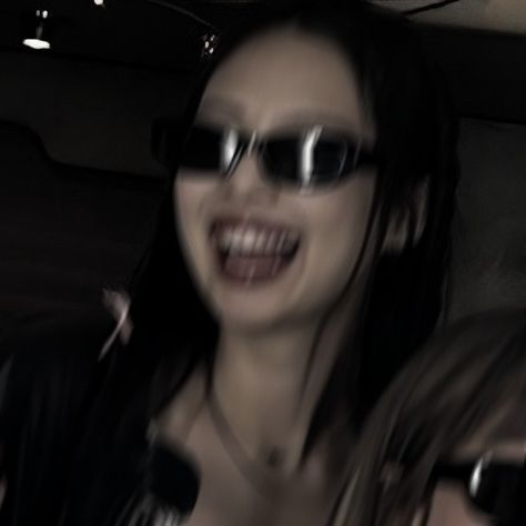 Jennie Blurry Icons, Blackpink Blurry Photo, Jennie Blurry Photos, Jennieism Vibes, Jennie Profile, Jennie Aesthetic Icon, Blur Pic, Jennie + Core + Aesthetic, Jennie Pfp