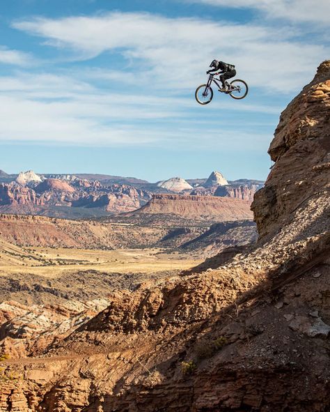 Red Bull Bike on Instagram: “Throwback to one of the wildest events ever.  Rampage 2019 was one to remember. 🤘 What was your most memorable moment from Utah last year?…” Mountain Bike Trails, Bike Trails, Memorable Moments, Red Bull, Mountain Bike, Mountain Biking, Grand Canyon, Utah, Bike