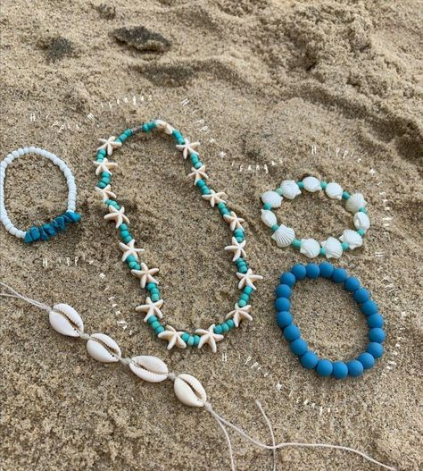 Summer Beaded Accessories, Accessories With Beads, Summer Jewelry Diy, Beach Jewelry Diy, Beach Beads, Summer Accessories Beach, Preppy Accessories, Beachy Jewelry, Bracelets Design