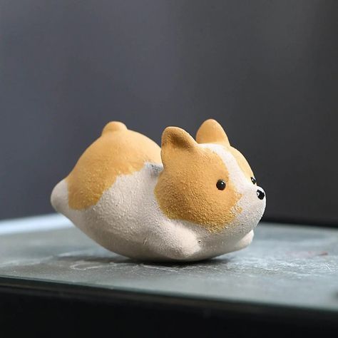 Smarter Shopping, Better Living! Aliexpress.com Corgi Figurine, Corgi Ornament, Pet Ornaments, Tea Pet, 강아지 그림, Corgi Puppy, Dog Sculpture, Clay Animals, Cute Clay