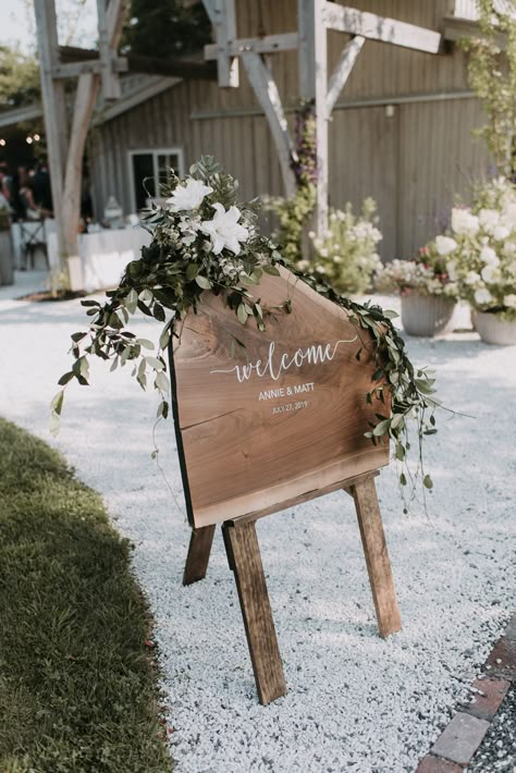 Wedding Sign For Road Entrance, Wood Carved Wedding Signs, Road Wedding Signs, Live Edge Wedding Sign, Timber Wedding Sign, Farm Wedding Welcome Sign, Live Edge Welcome Sign, Wooden Welcome Sign Wedding, Wood Welcome Sign Wedding