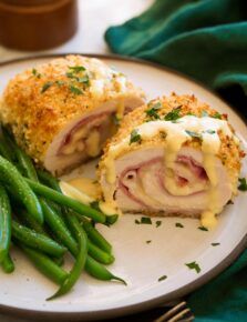 Classy Recipes, Baked Chicken Cordon Bleu, Poulet Tikka Masala, Easy Chicken Cordon Bleu, Cordon Bleu Recipe, Chicken Cordon Bleu Recipe, Cordon Blue, Keju Cheddar, Boiled Chicken Breast