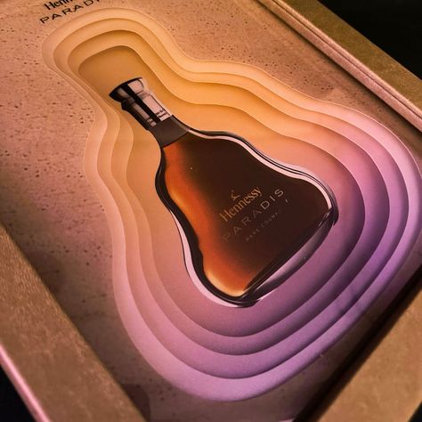 Layers of precision, expertly produced and displayed by our team. This bespoke piece was created to showcase Hennessy Paradis!  #SpectrumPrint #Sustainability #SustainablePrinting #Branding #DIFC #Dubai  #PrintPress  #FinancialCentre #2024 #Sustainable #DubaiFinancial #UAE #Spectrum #KSA #SustainablePrints  #BespokeDesign #HennessyParadis #Craftsmanship #SpectrumDubai Hennessy Paradis, Printing Press, Bespoke Design, Sustainability, Bespoke, Dubai, Branding, Quick Saves