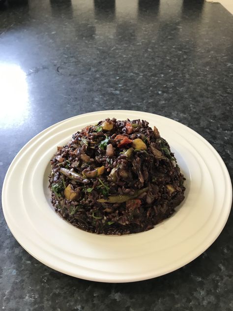 Black Rice Noodles, Black Rice Recipe Dinners, Black Rice Recipe, Bacon Frittata, Rice And Vegetables, Rice Side, Food Motivation, Rice Side Dishes, Chilli Recipes